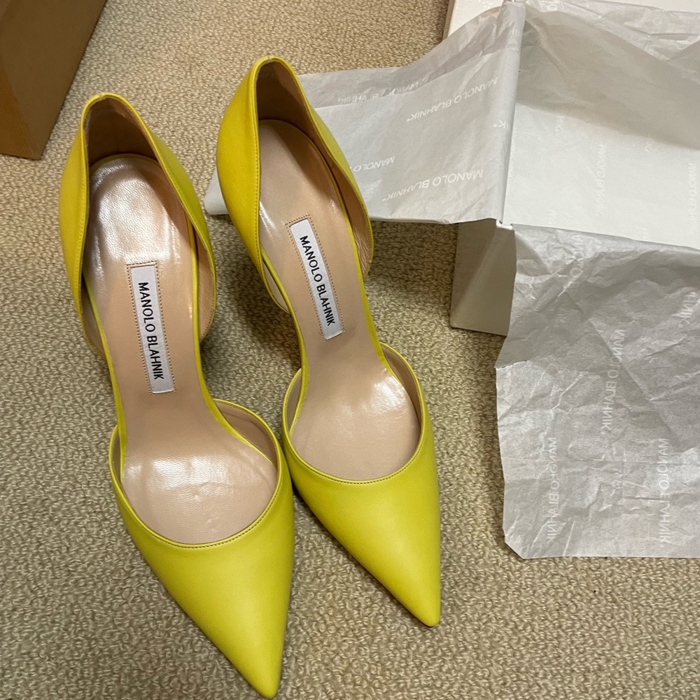 Manolo Blahnik heels - Picture 2 of 8